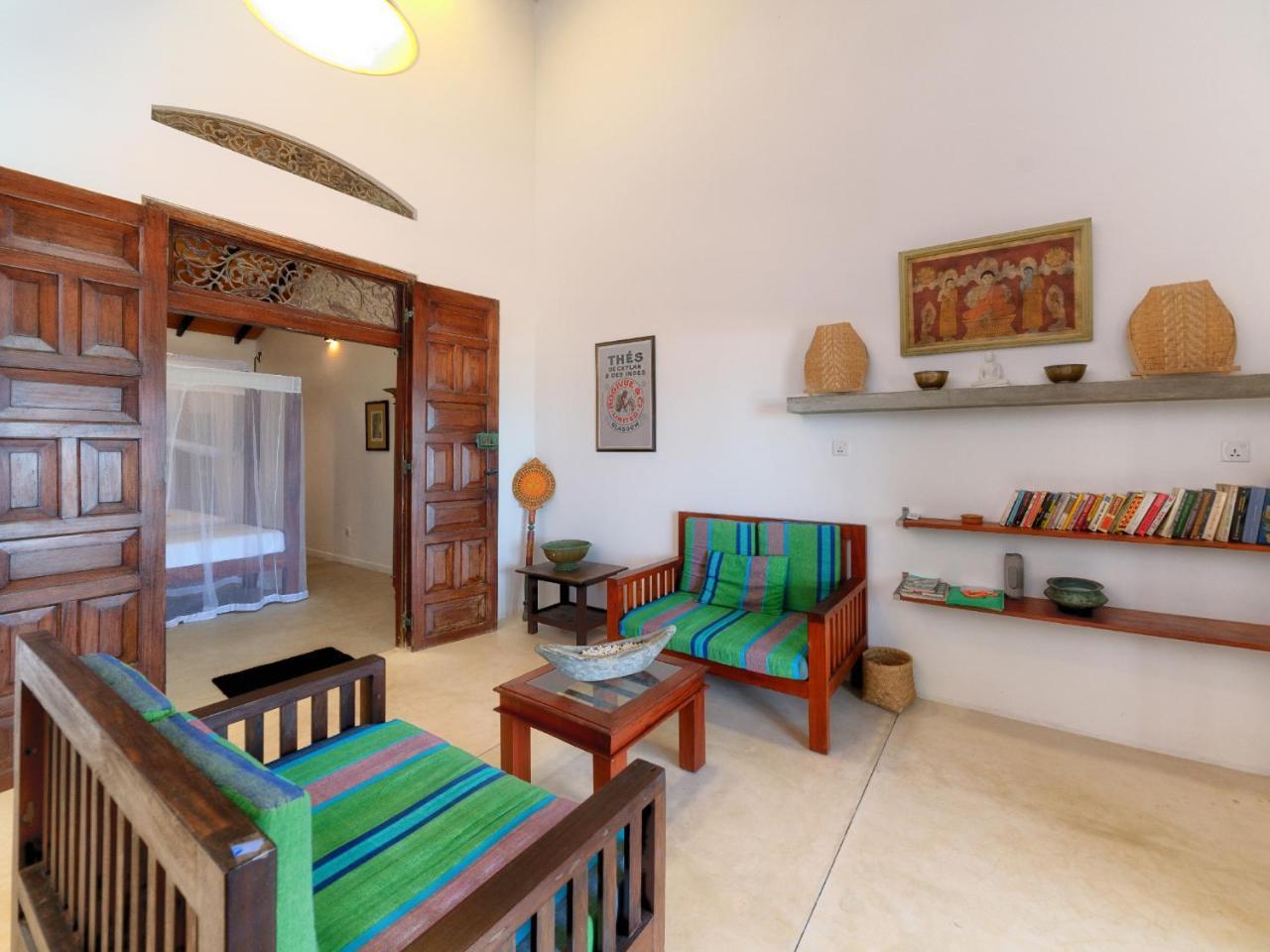 Blue Parrot Beach Villa Ambalangoda  Buitenkant foto